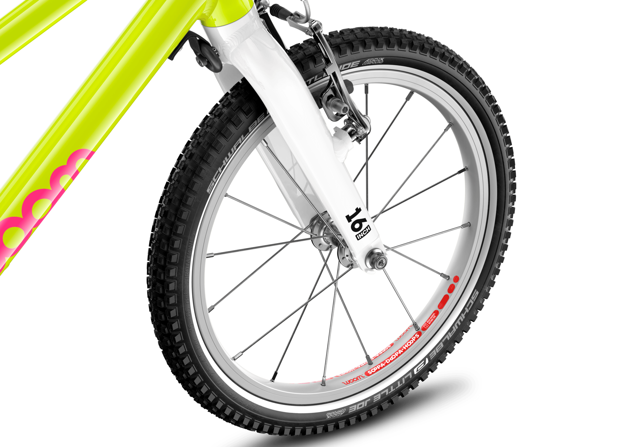 Detaljeret billede af forhjulet på en 16" woom GO 3 børnecykel