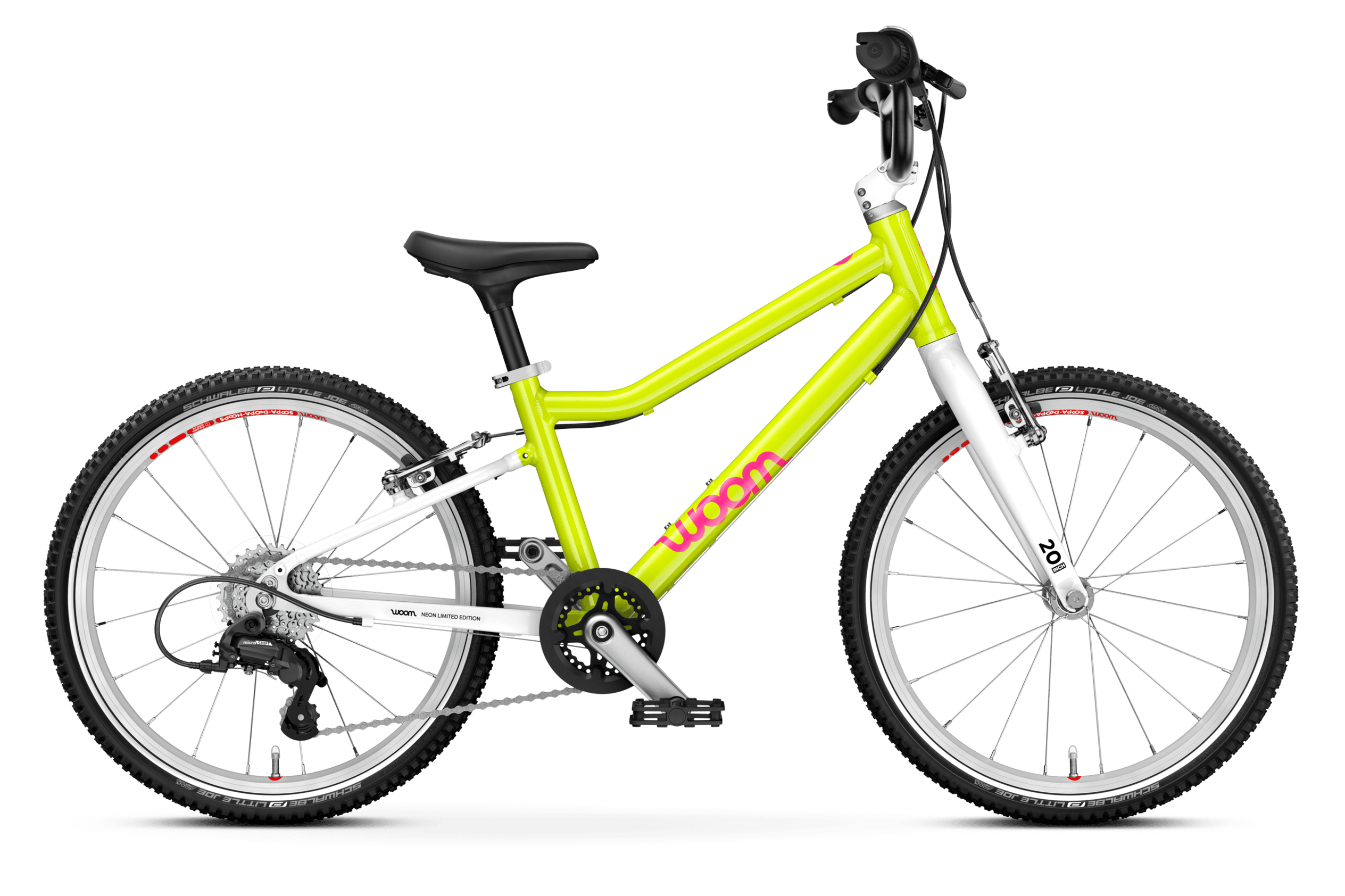 Aanzicht schuin van voren van de woom GO 4-kinderfiets voor kinderen vanaf zes jaar