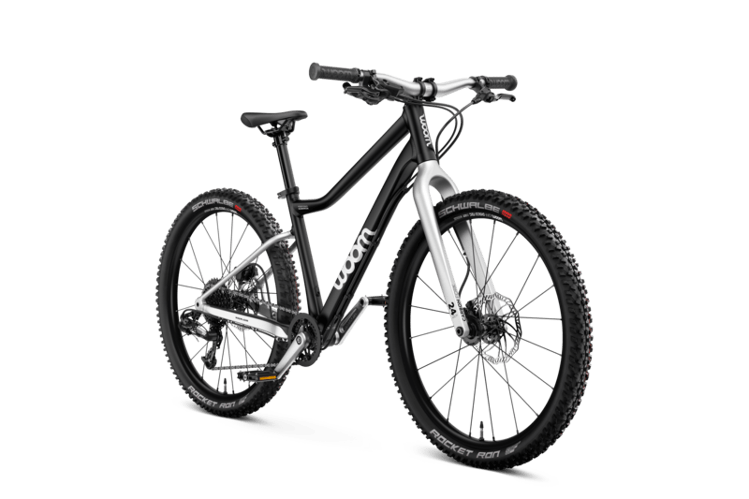Seitliche Frontansicht des woom OFF 5 Mountainbikes für Kinder ab sieben Jahren.