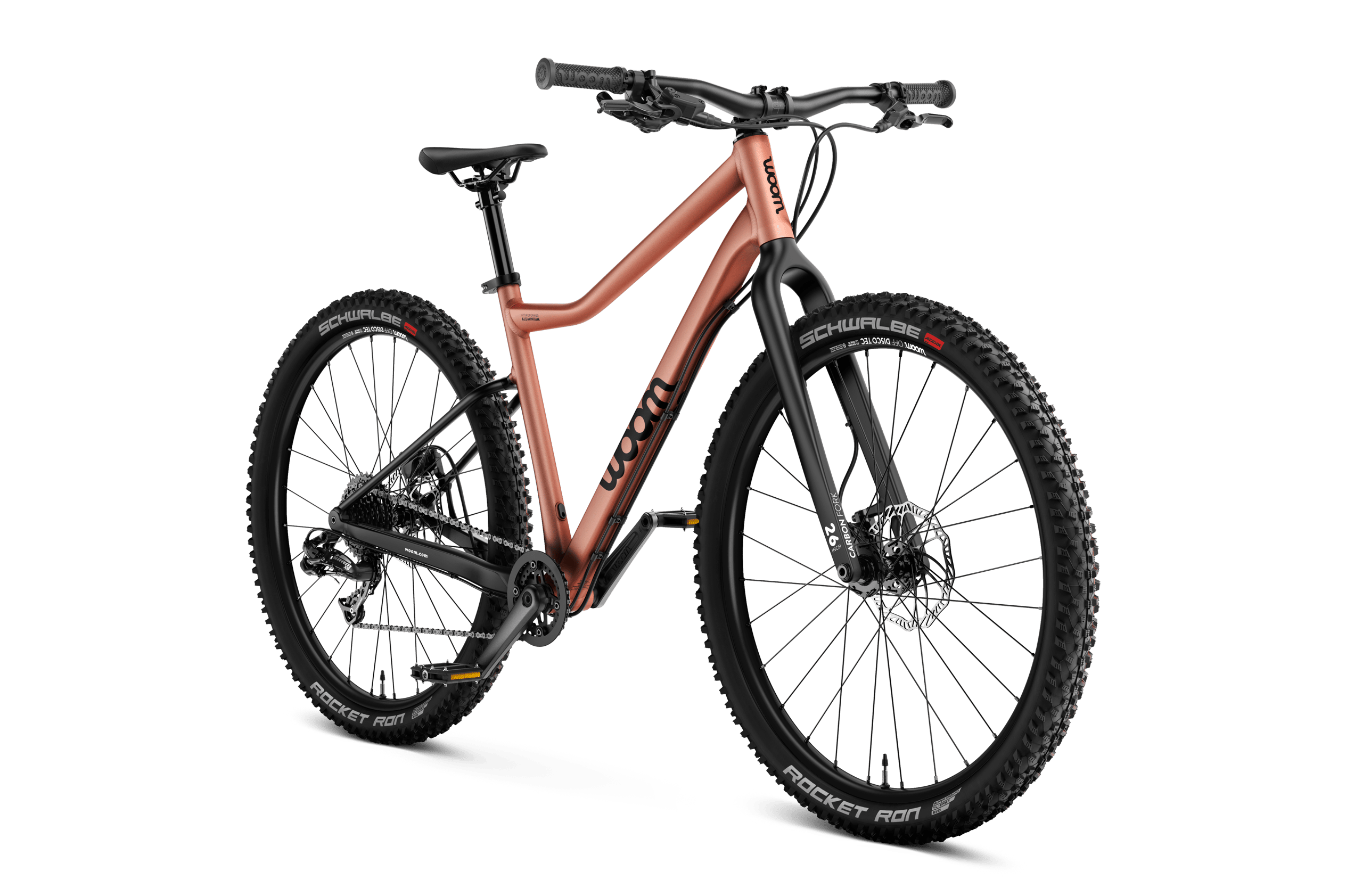 Side front view of the woom OFF 6 mountain bike for children aged 10 years and up.