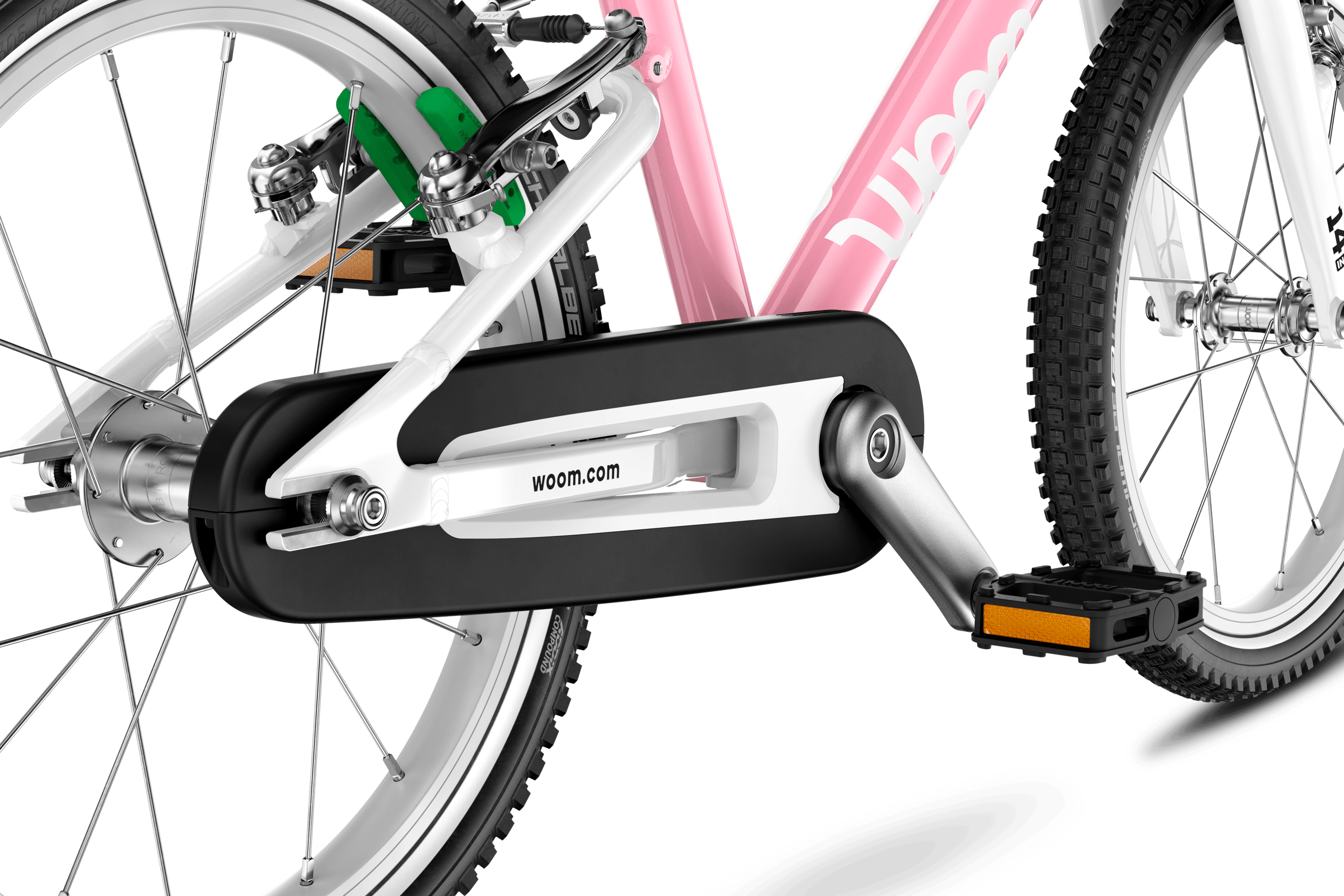 Zoom sur le boitier de chaine fermé du vélo enfant woom GO 2