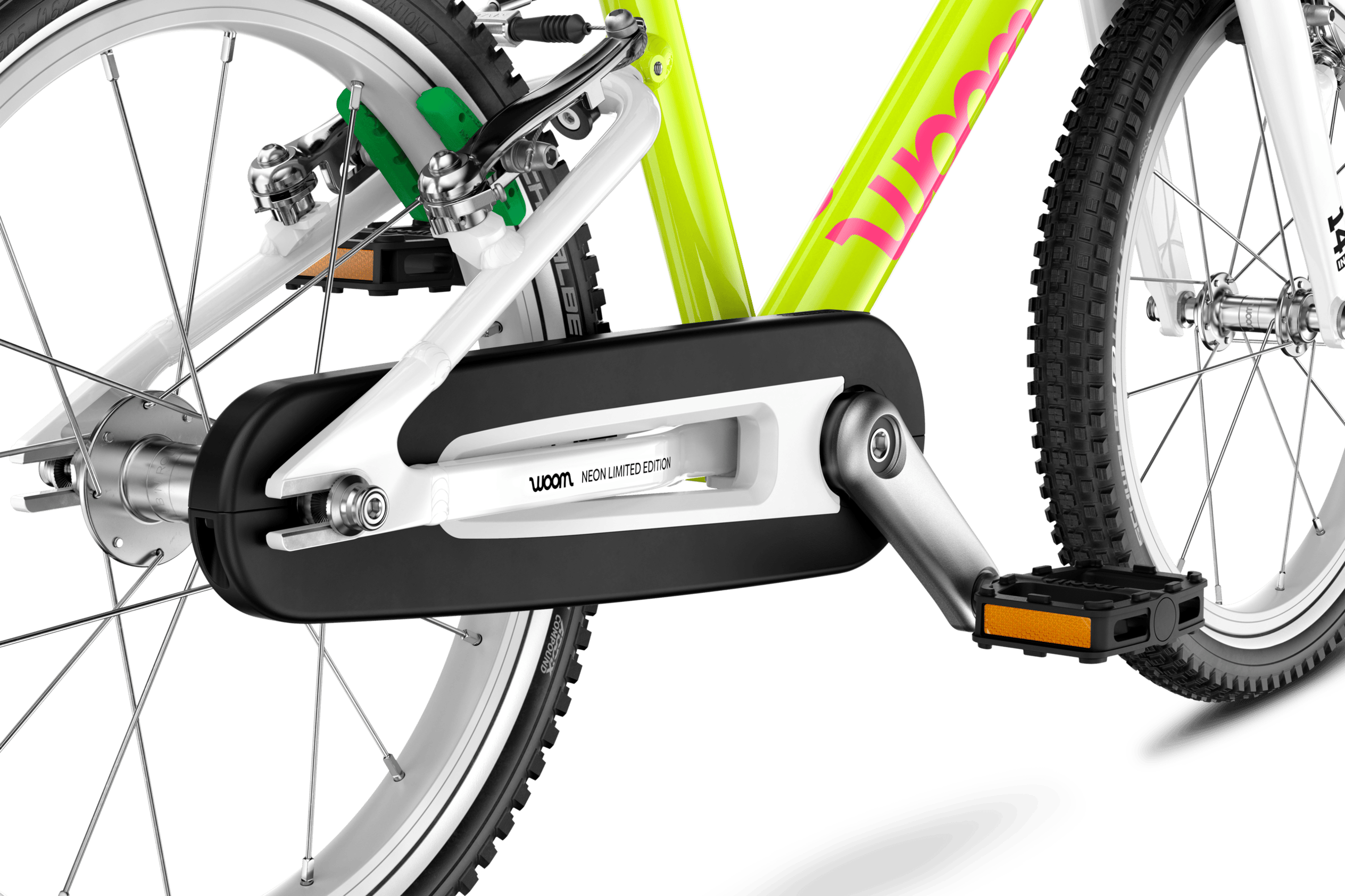 Detailaanzicht van de gesloten kettingkast van de woom GO 2-kinderfiets