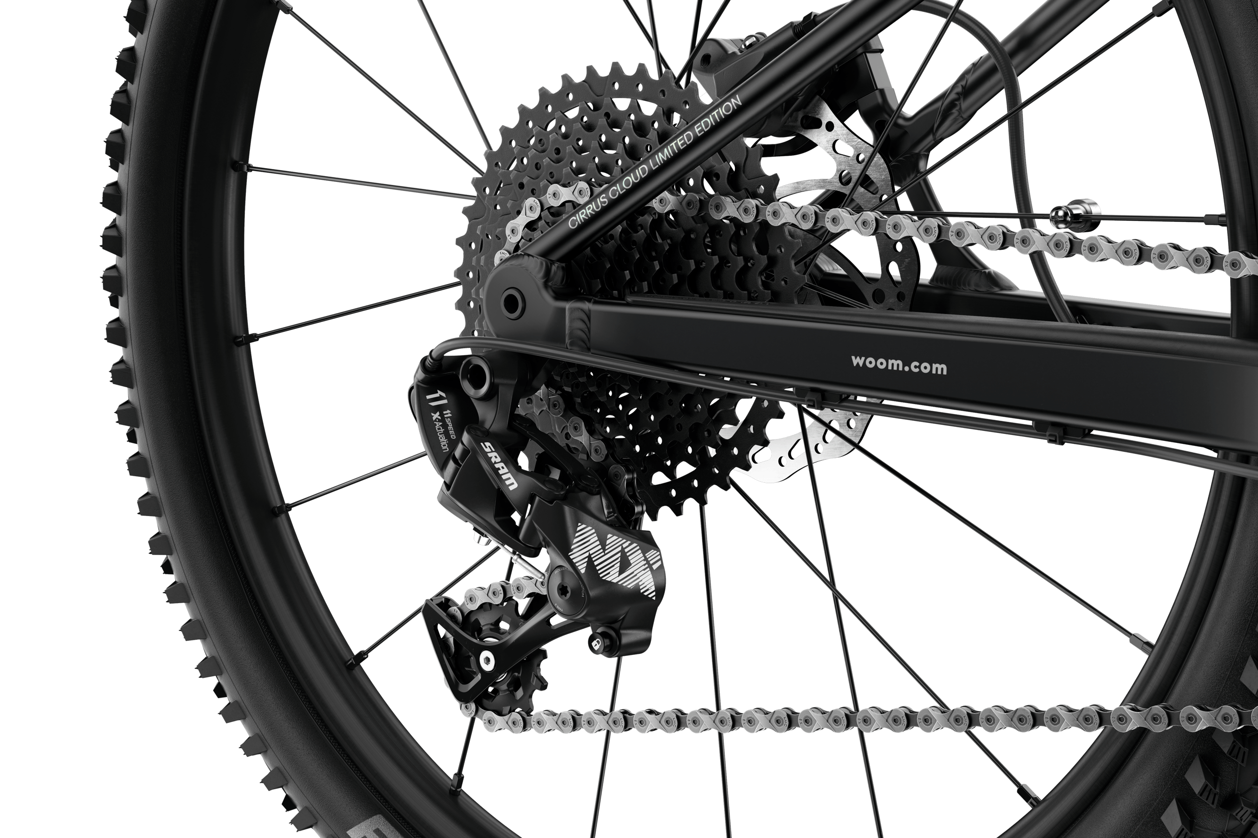 Detailansicht des SRAM NX Schaltwerks am woom UP 5 E-Mountainbike für Kinder ab sieben Jahren.