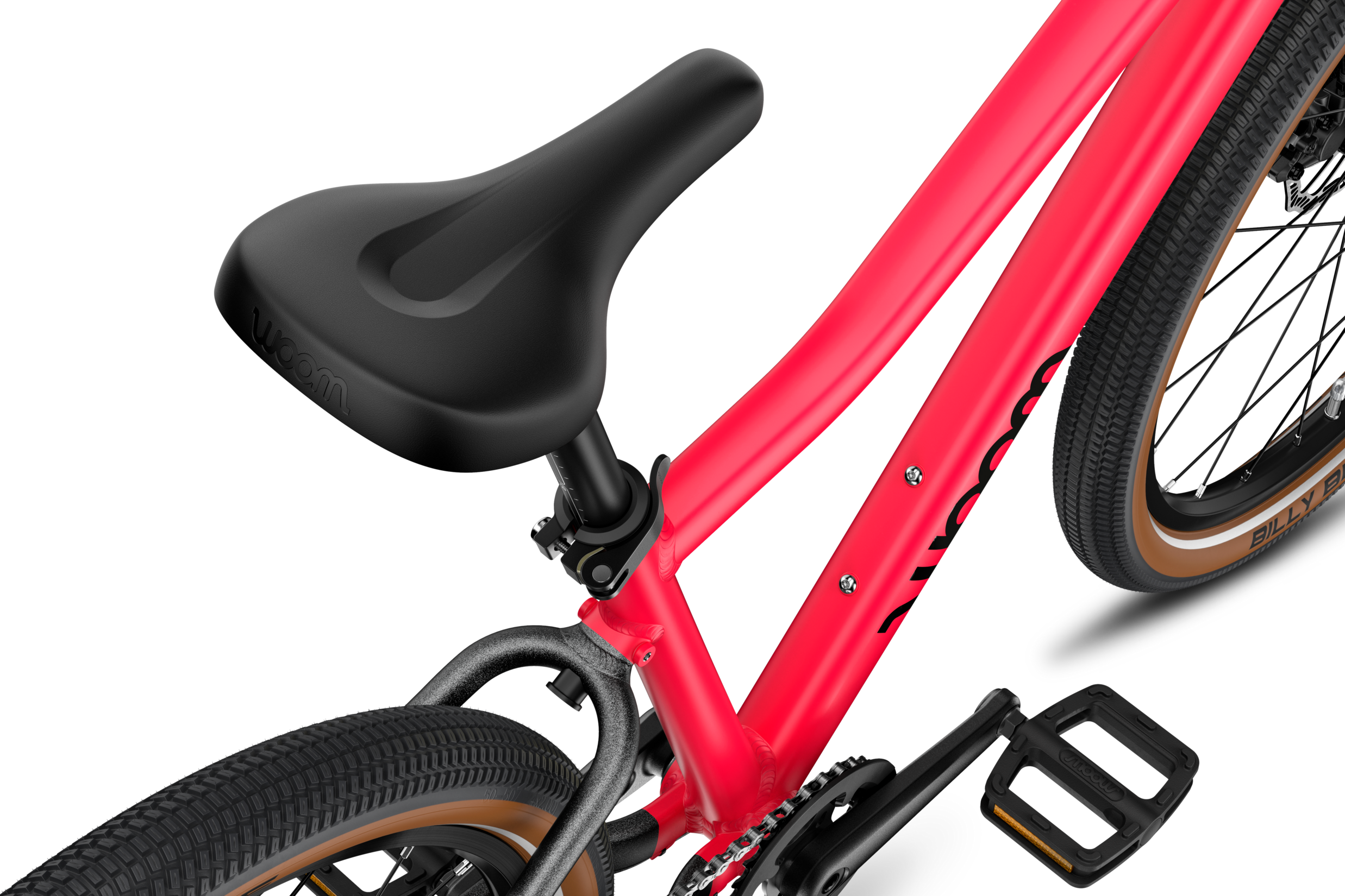 Detailaanzicht van het zwarte zadel van de kinderfiets woom EXPLORE 4.
