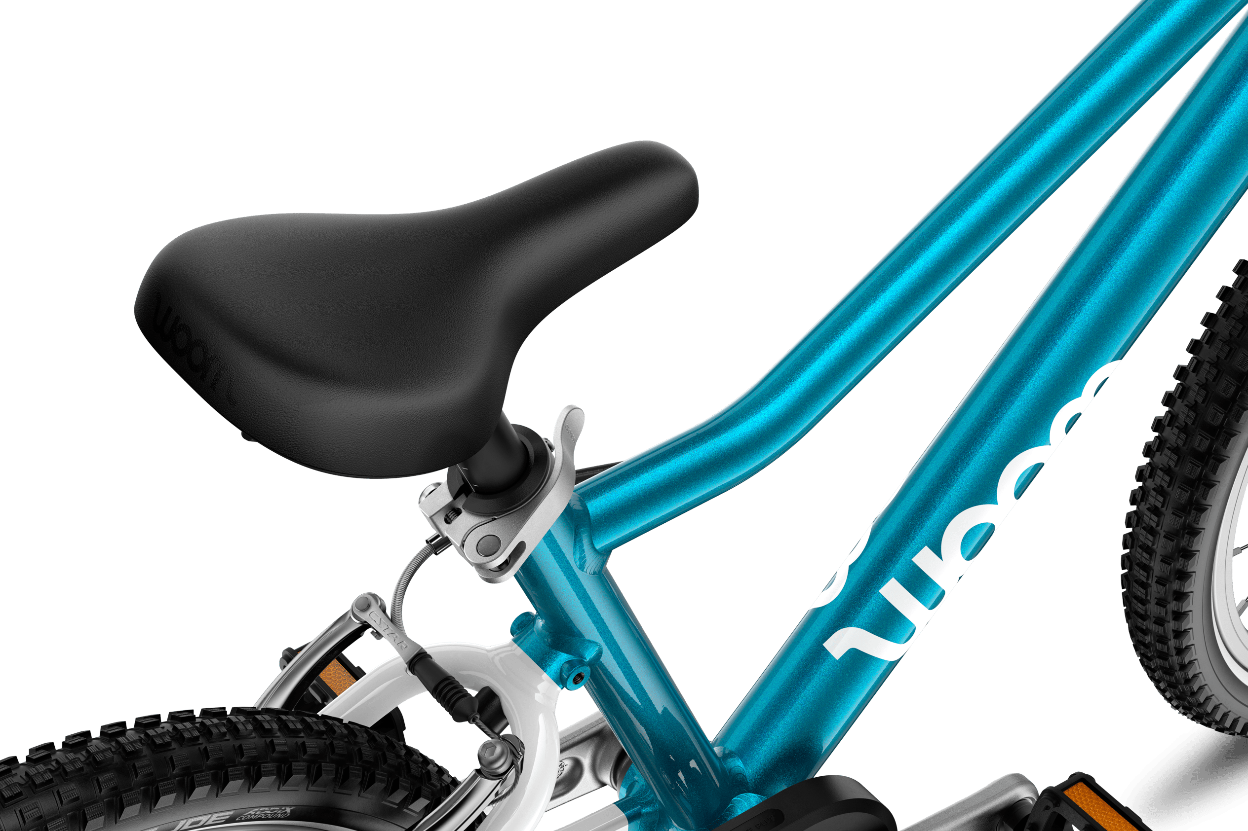 Detailed view of the saddle on the woom GO 3 AUTOMAGIC children's bike