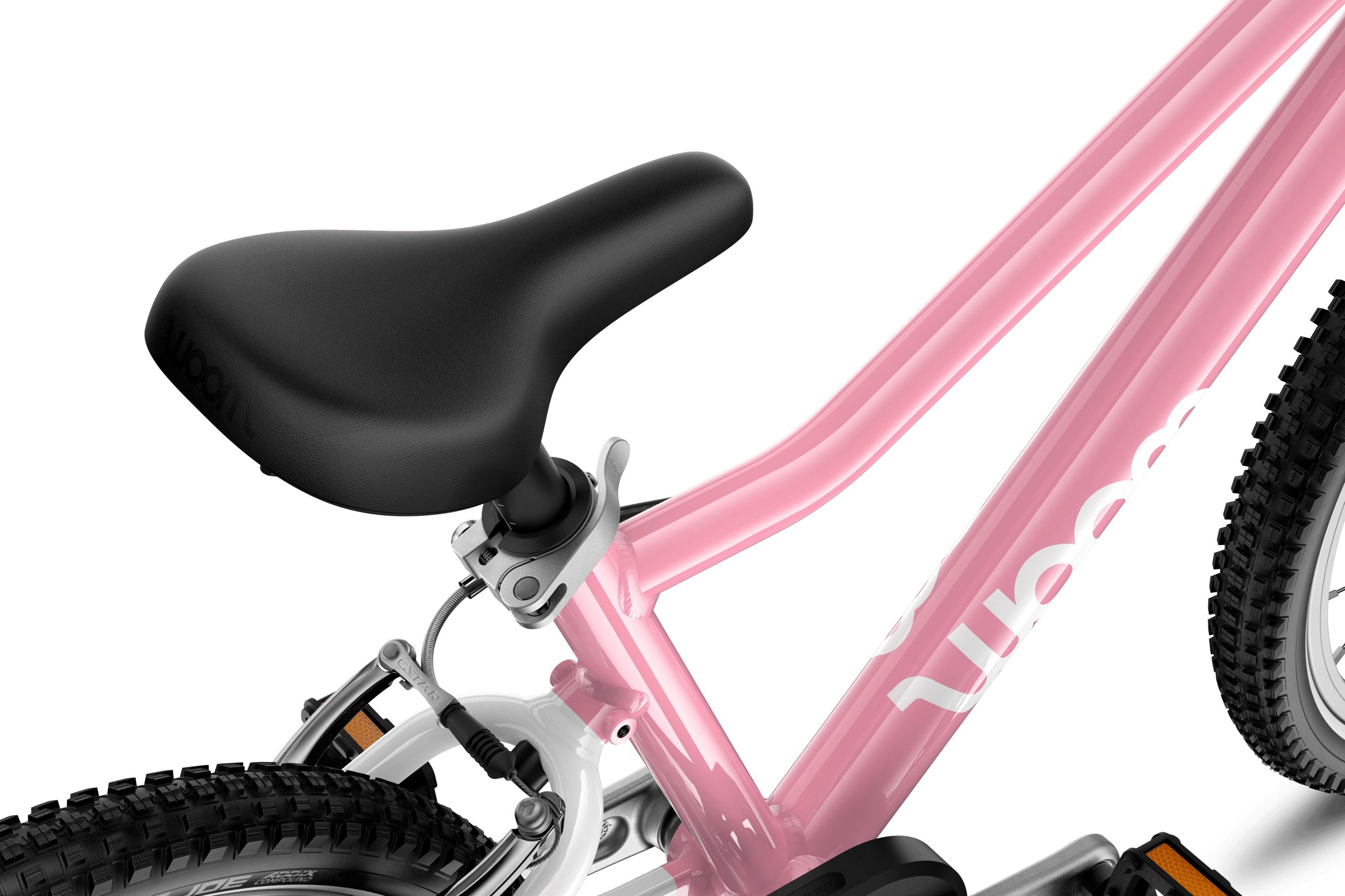 Detailed view of the saddle on the woom GO 3 AUTOMAGIC children's bike