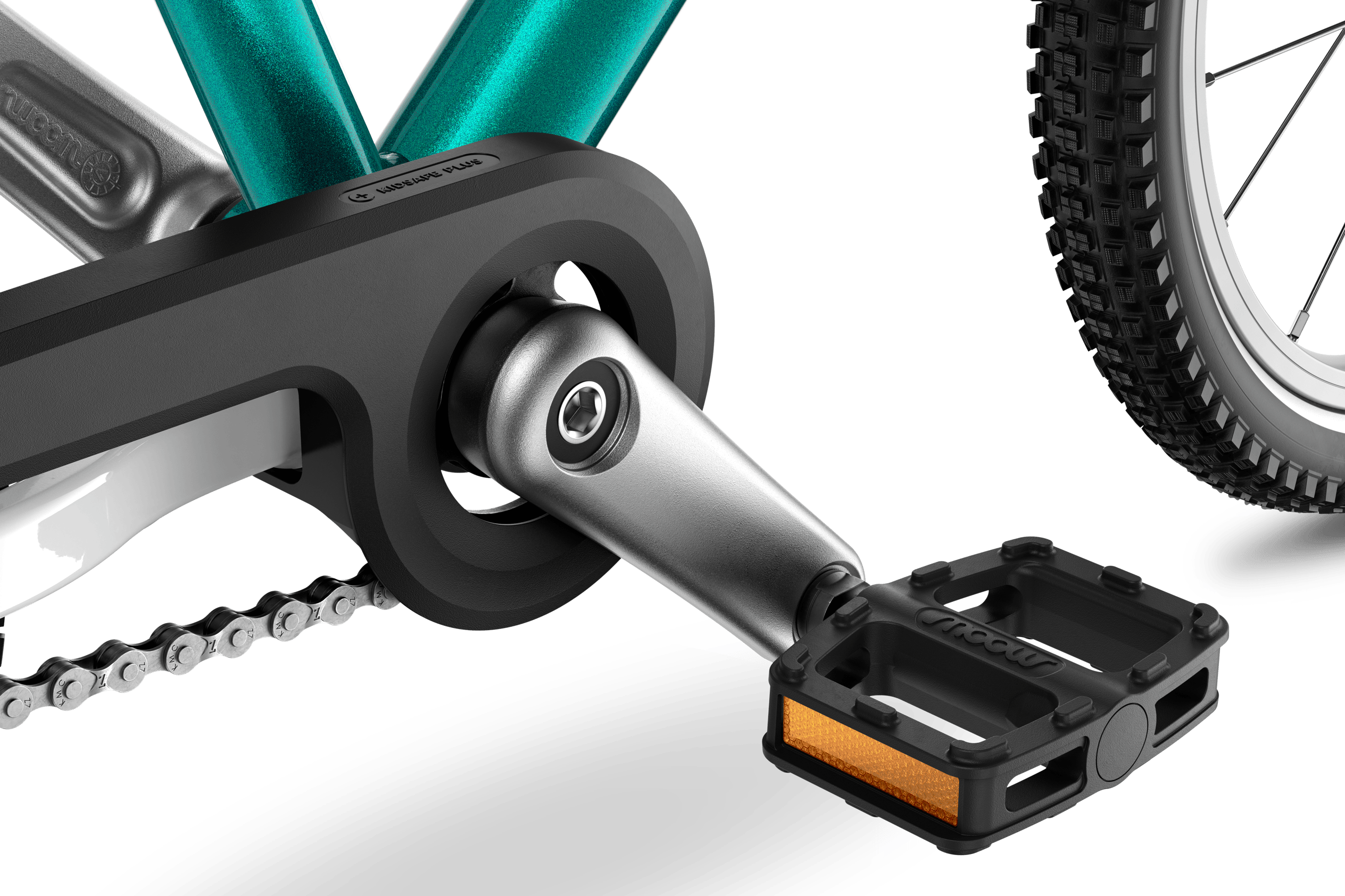 Detailed view of the cranks, pedals and chainguard on the woom GO 3 AUTOMAGIC children's bike