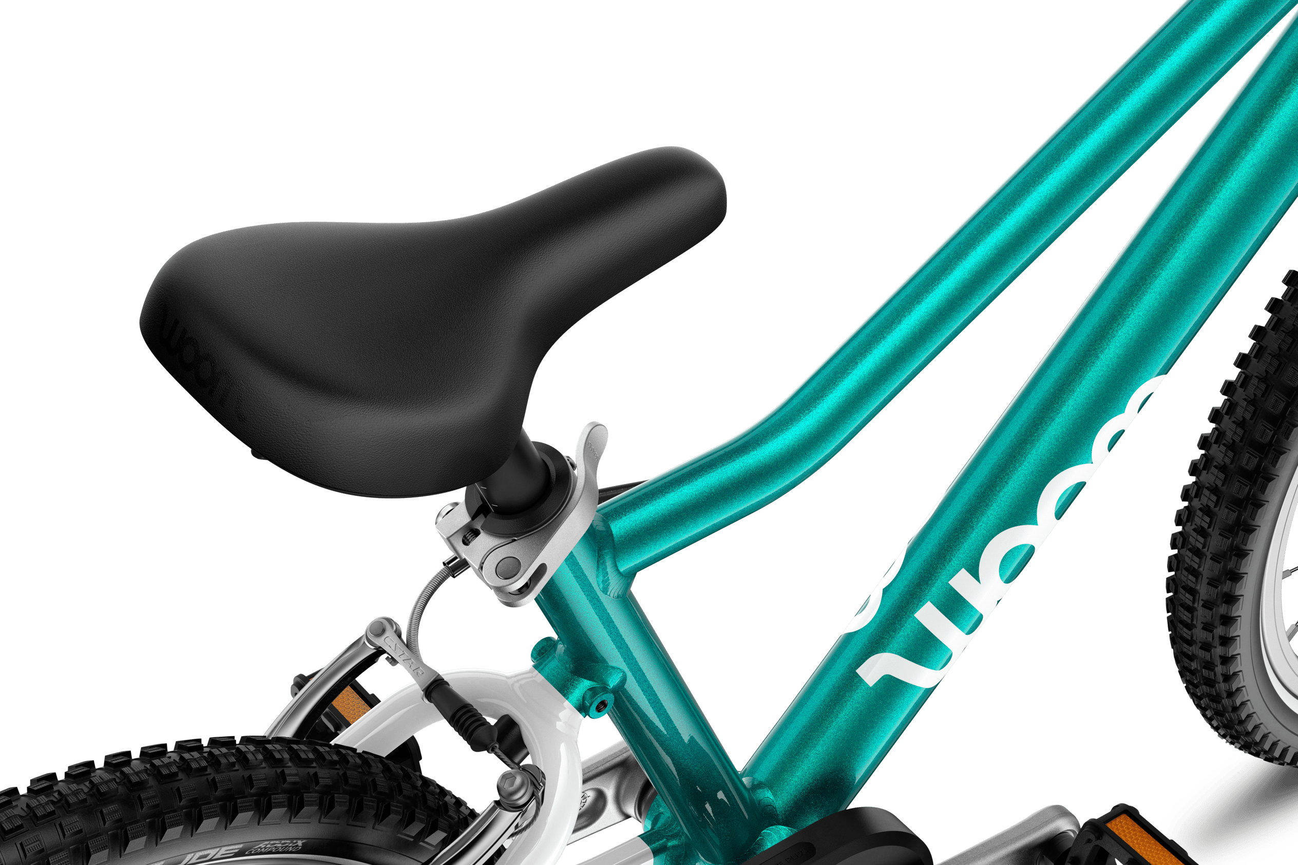 Detailed view of the saddle on the woom GO 3 AUTOMAGIC children's bike