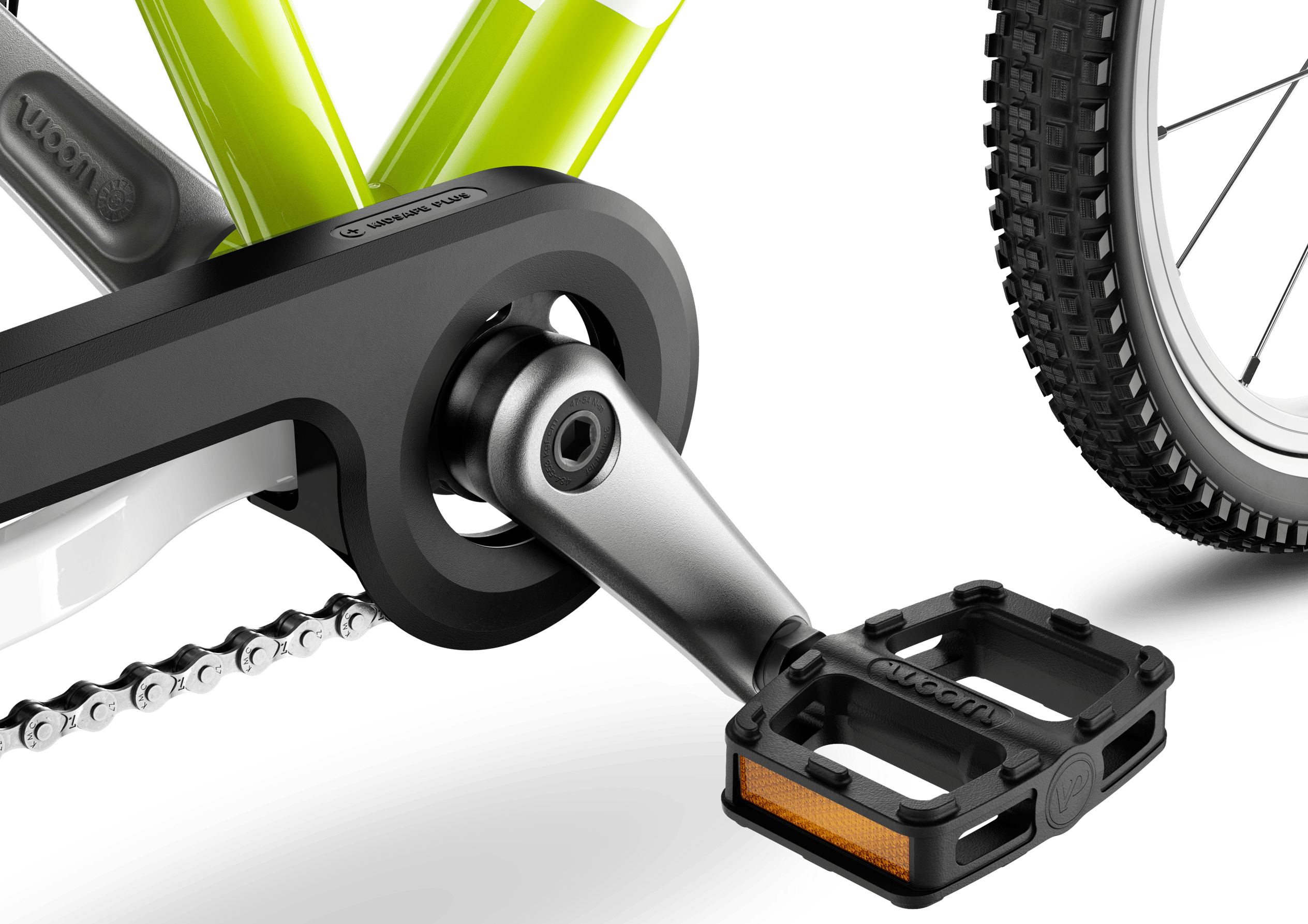 Detailed view of the cranks, pedals and chainguard on the woom ORIGINAL 3 AUTOMAGIC children's bike.