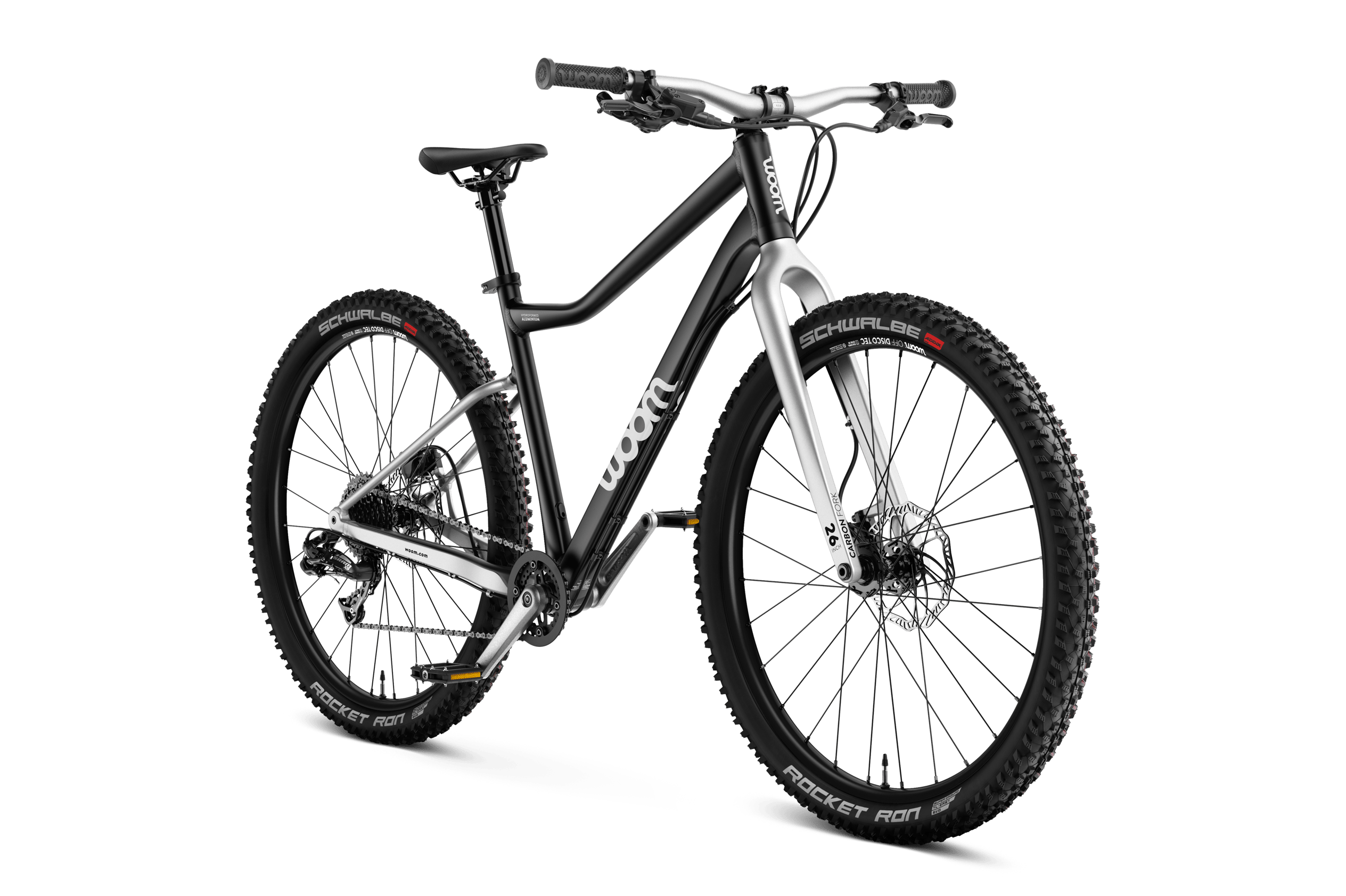 Vue latérale de face du VTT enfant woom OFF 6 pour les enfants à partir de dix ans.